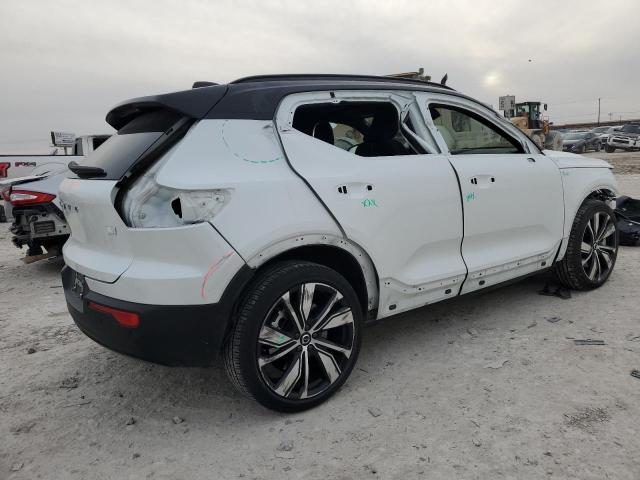  VOLVO XC40 2021 Белый