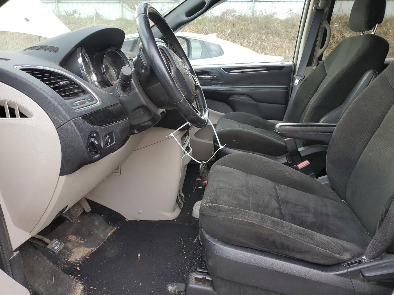 2015 Dodge Caravan - Image 7
