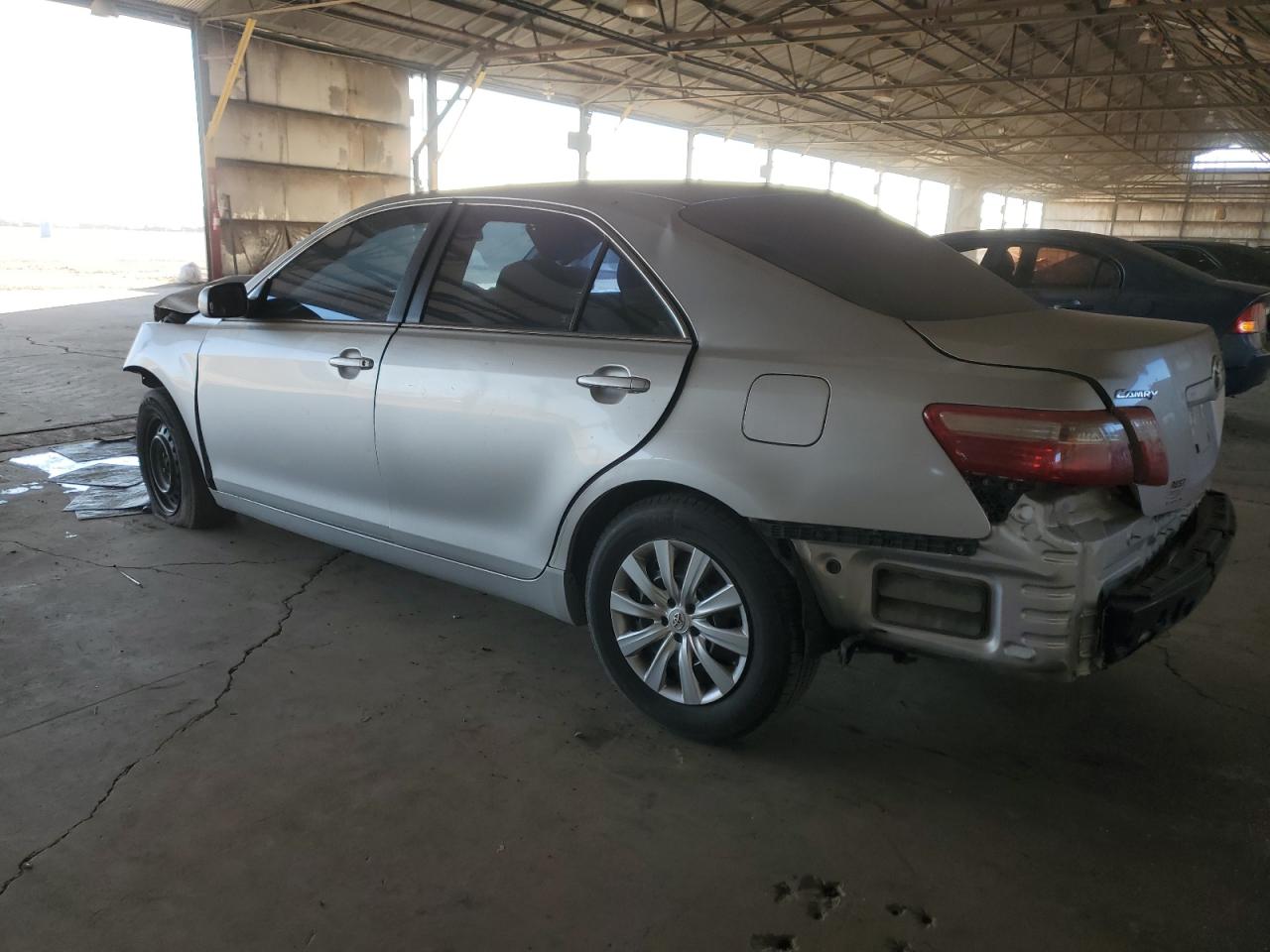 2009 Toyota Camry - Image 2