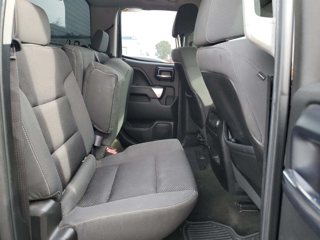 2014 Chevrolet Silverado - Image 10