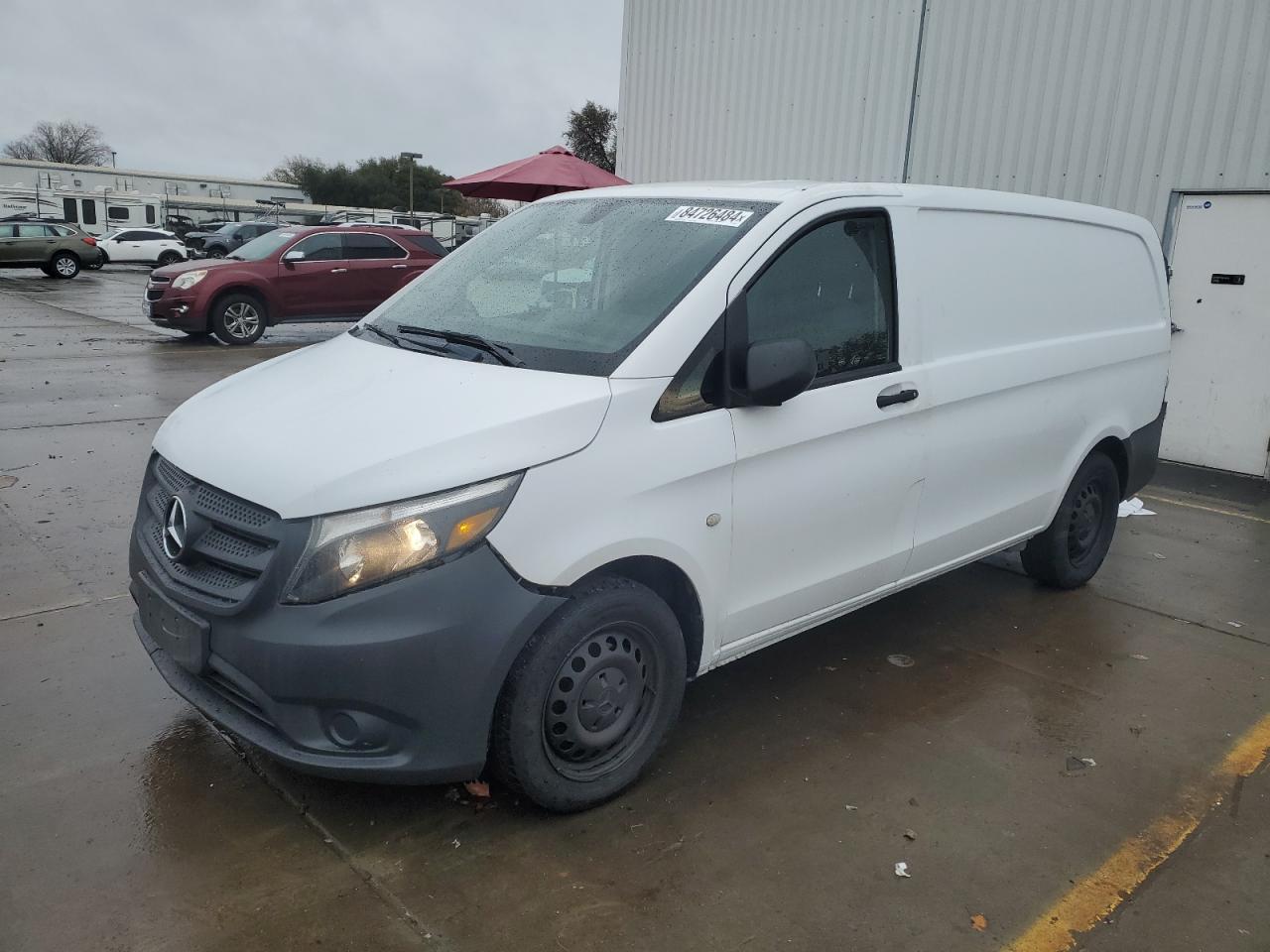 2017 MERCEDES-BENZ METRIS