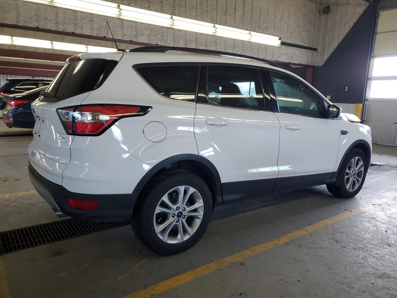 2017 Ford Escape - Image 3