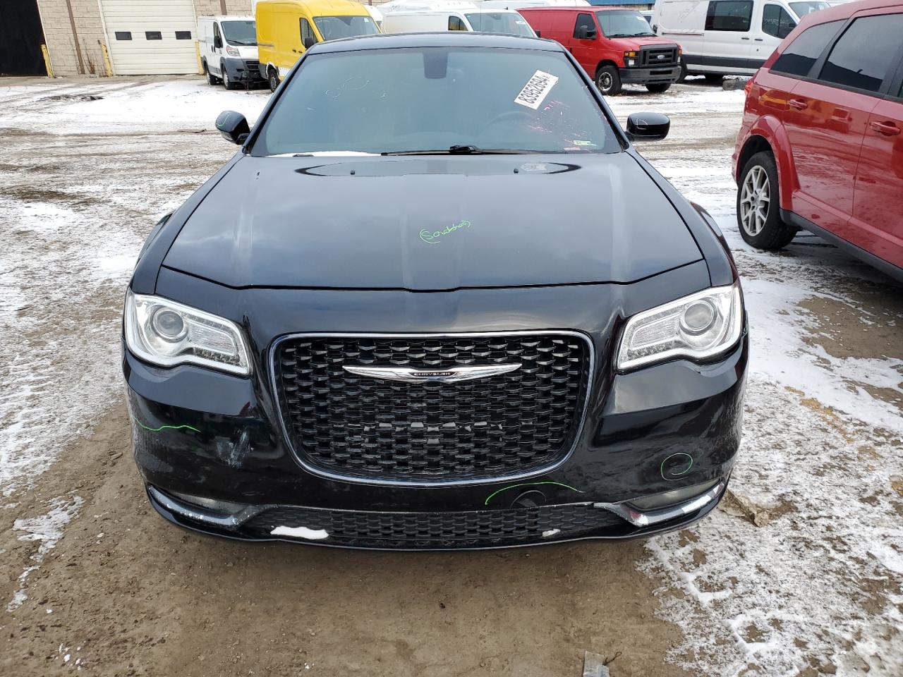 VIN 2C3CCAGG2FH831313 2015 CHRYSLER 300 no.5