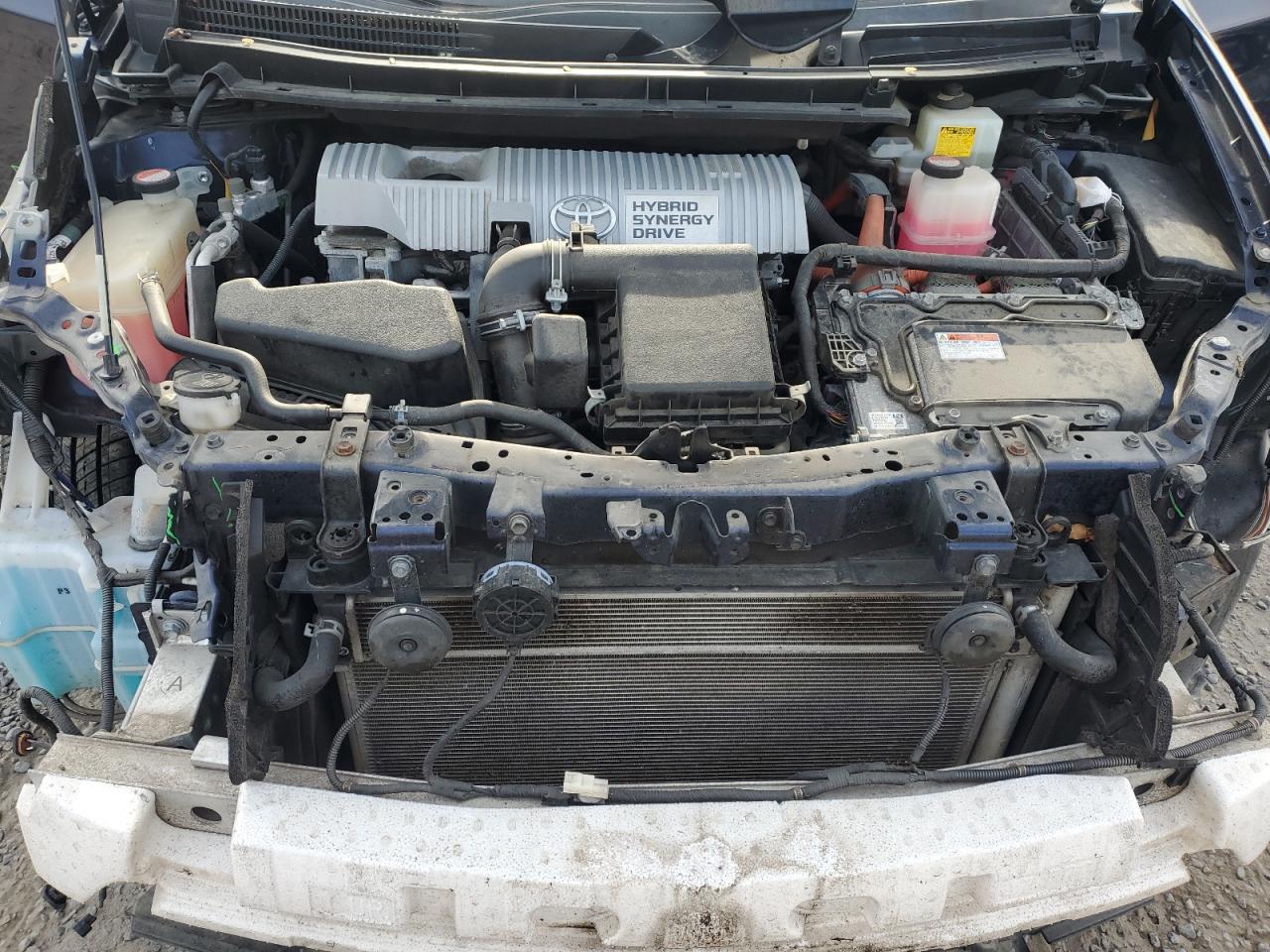 2015 Toyota Prius - Image 11