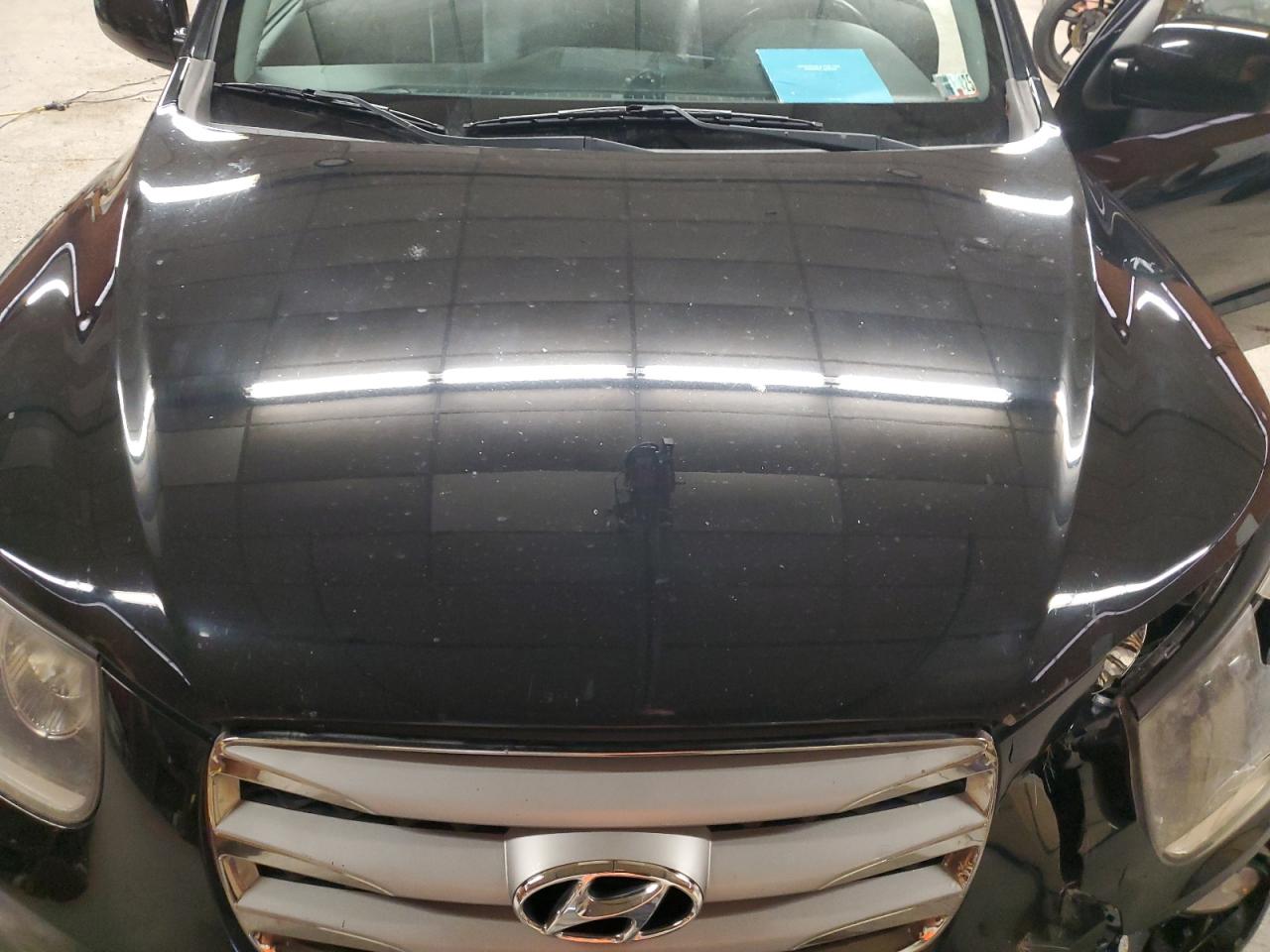 2012 Hyundai Santa Fe - Image 12