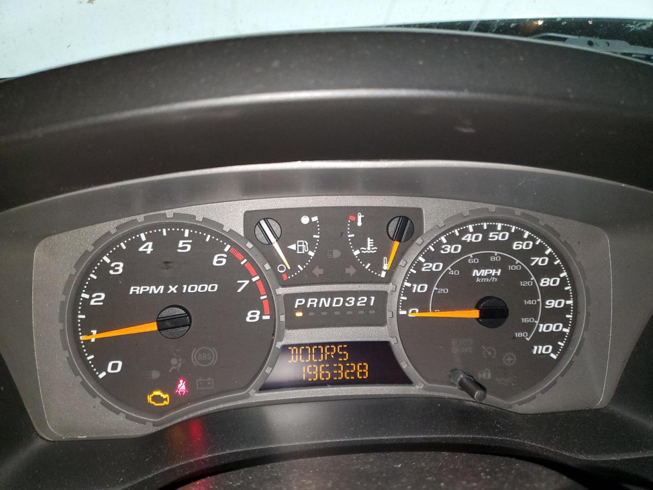 2004 Chevrolet Colorado - Image 9