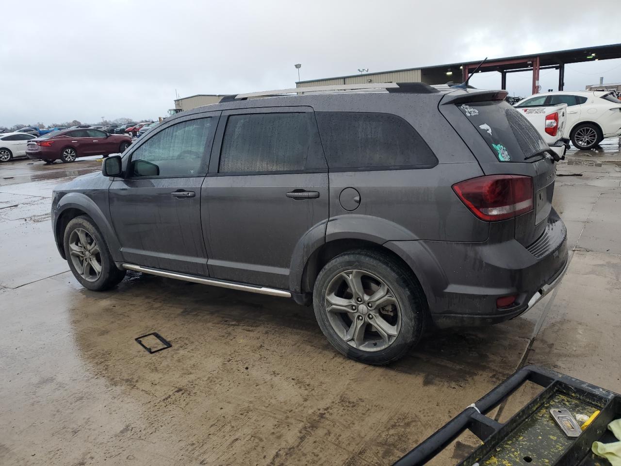 2017 Dodge Journey - Image 2