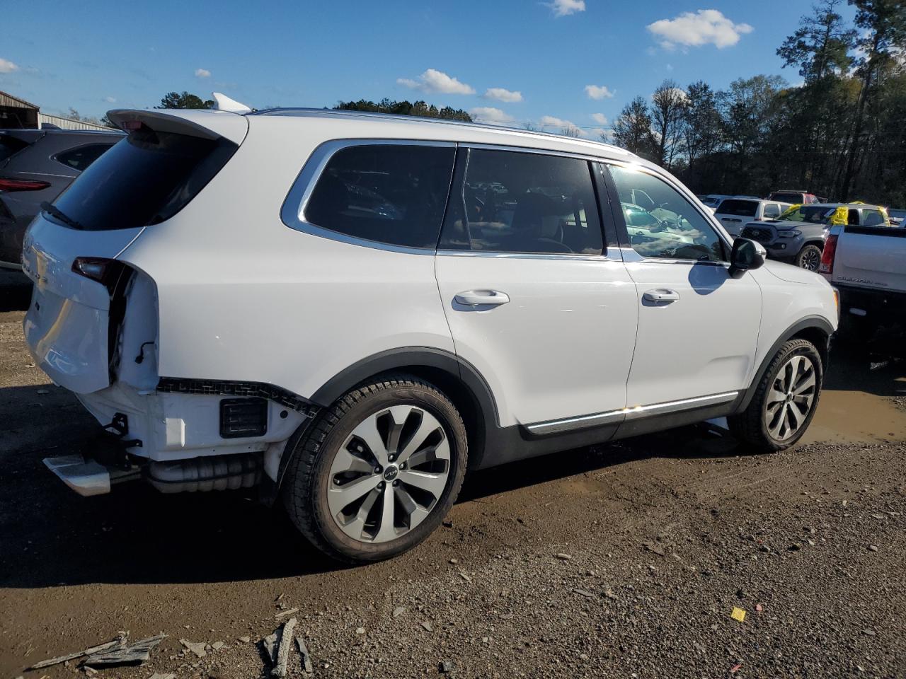2022 Kia Telluride - Image 3