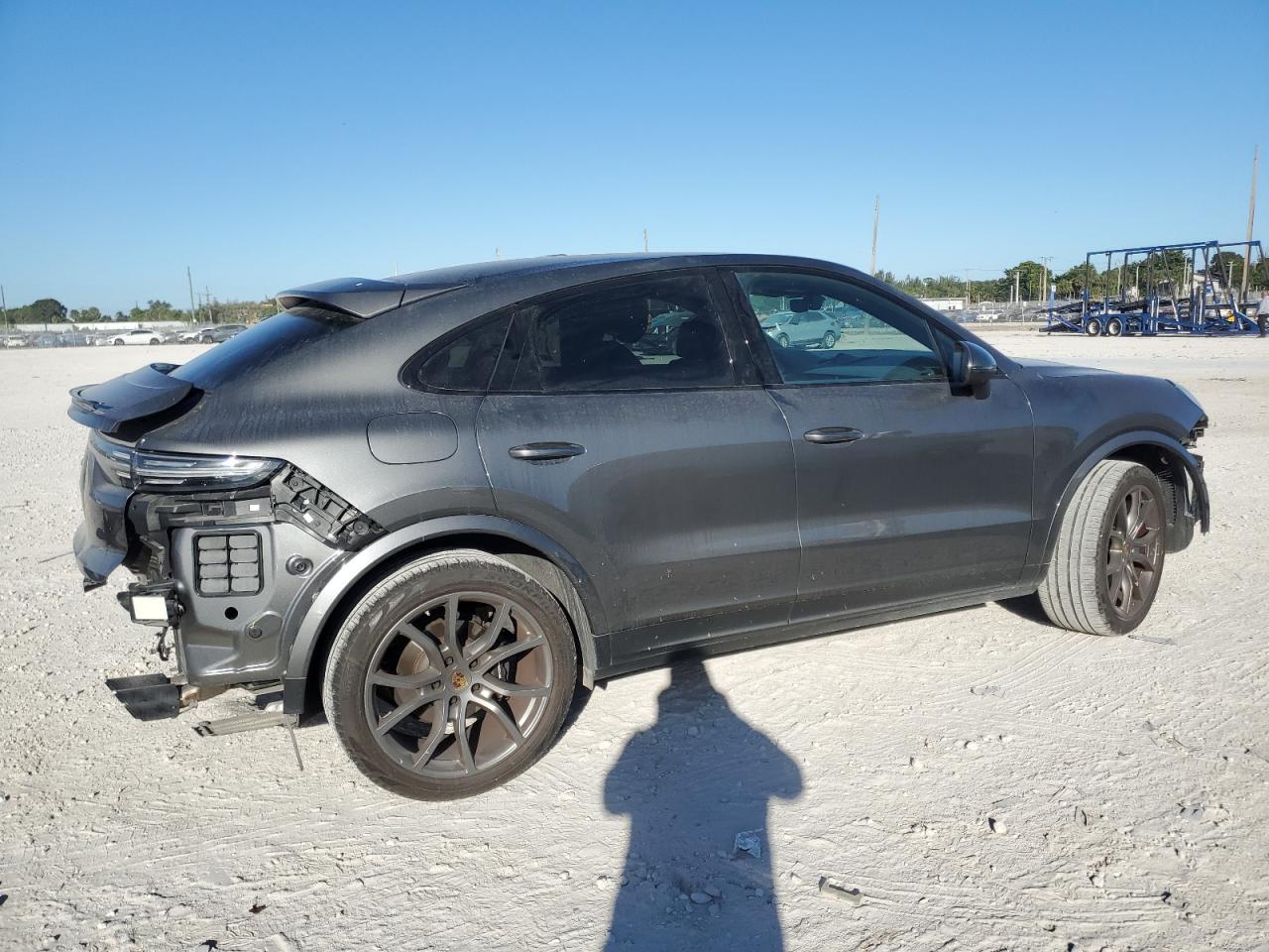 VIN WP1BA2AY9MDA42251 2021 PORSCHE CAYENNE no.3