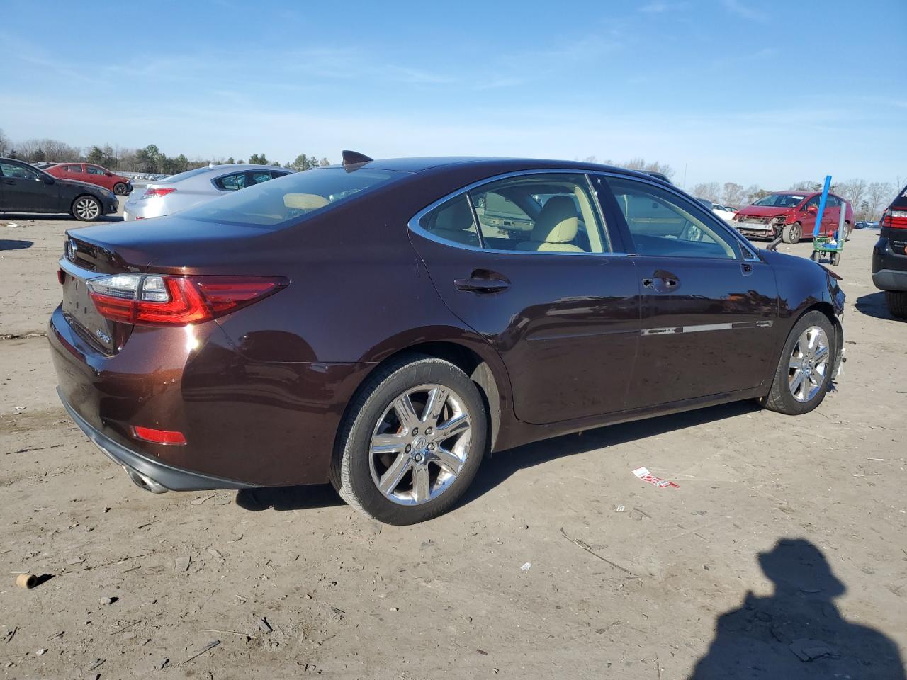 VIN JTHBK1GGXG2230346 2016 LEXUS ES350 no.3