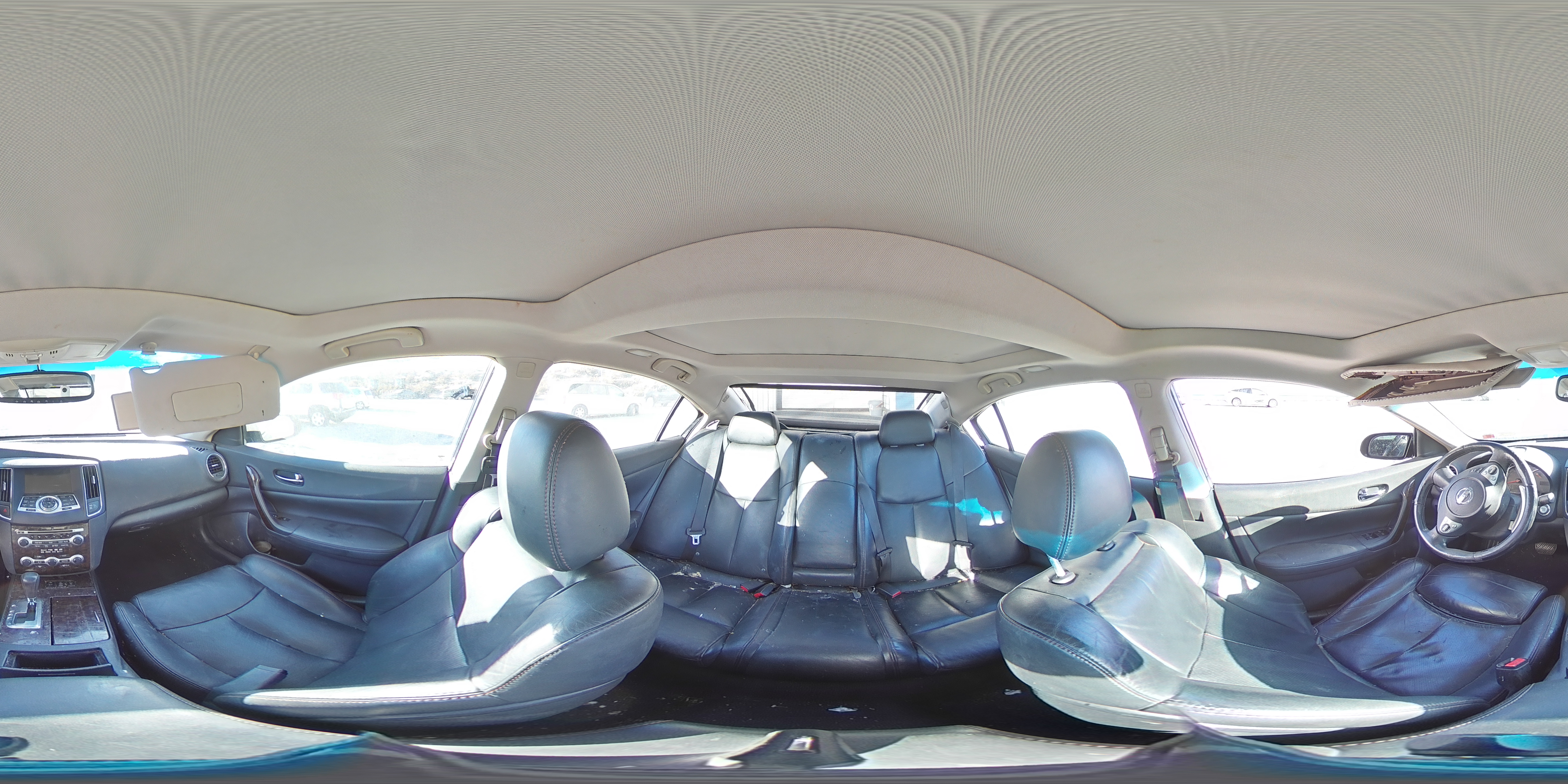 2010 Nissan Maxima - Image 12