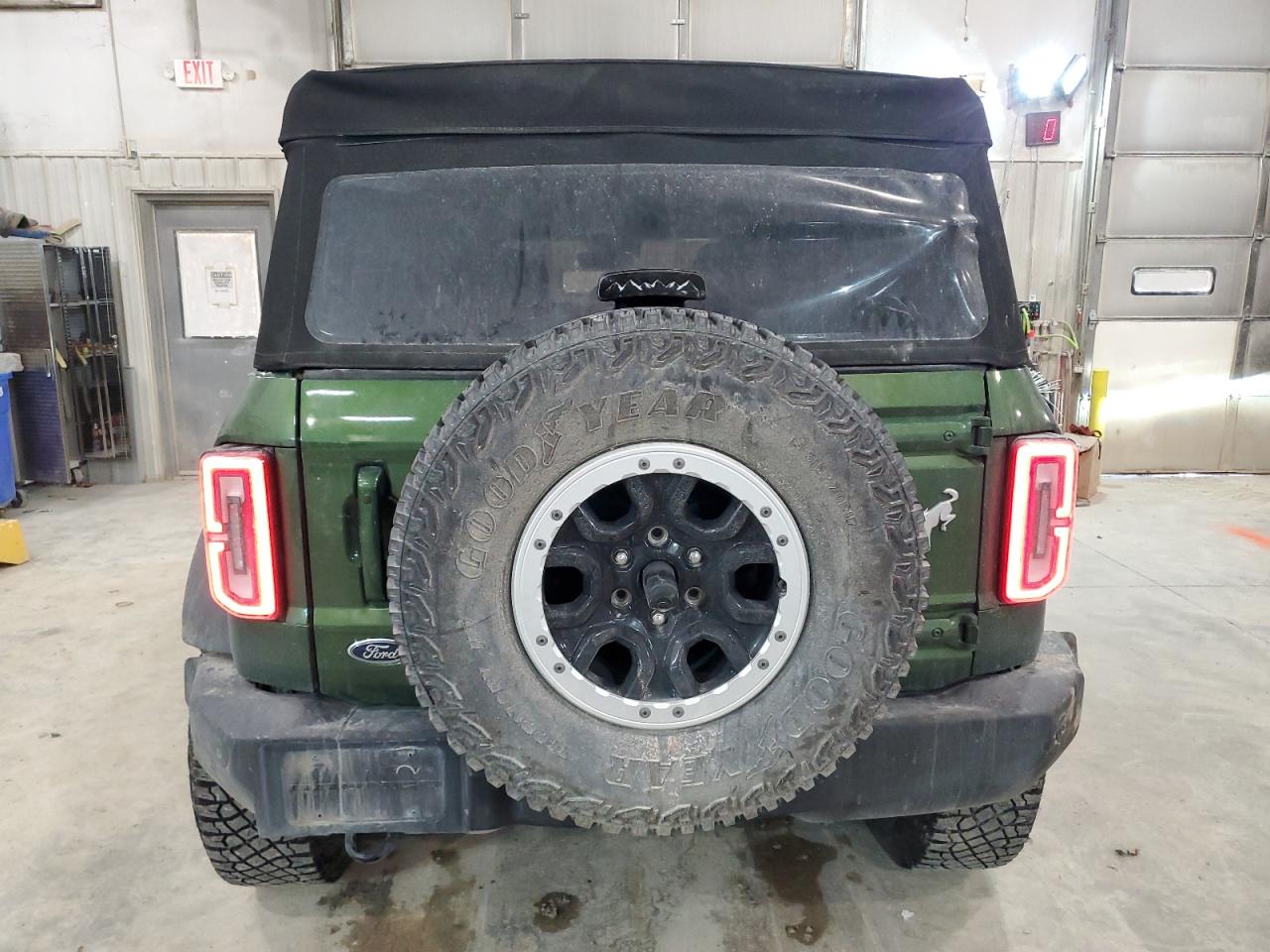 2023 Ford Bronco - Image 6