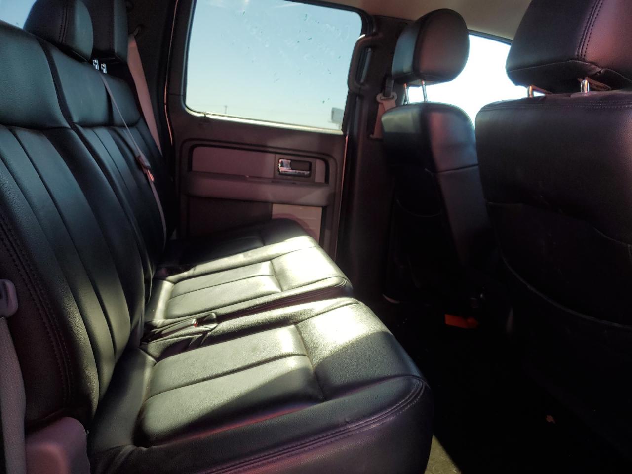 2014 Ford F-150 - Image 10