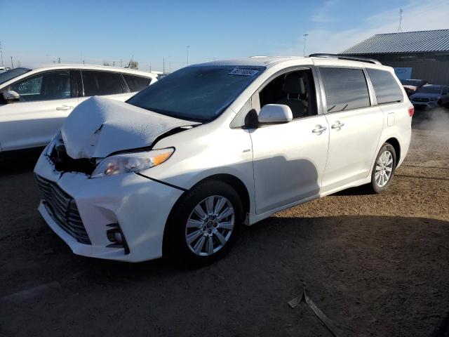 2018 Toyota Sienna Xle