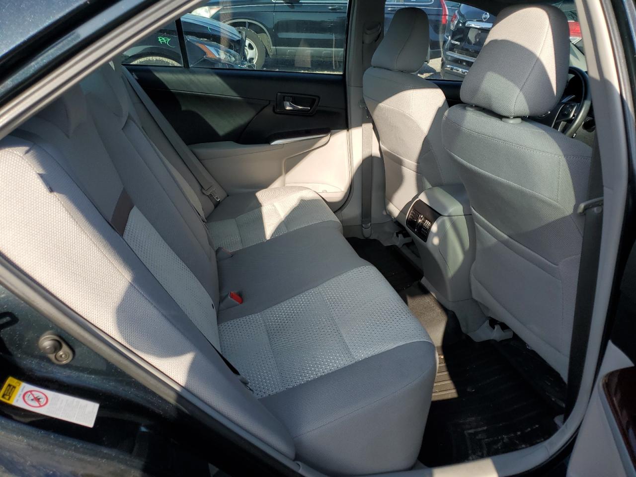 2014 Toyota Camry - Image 10