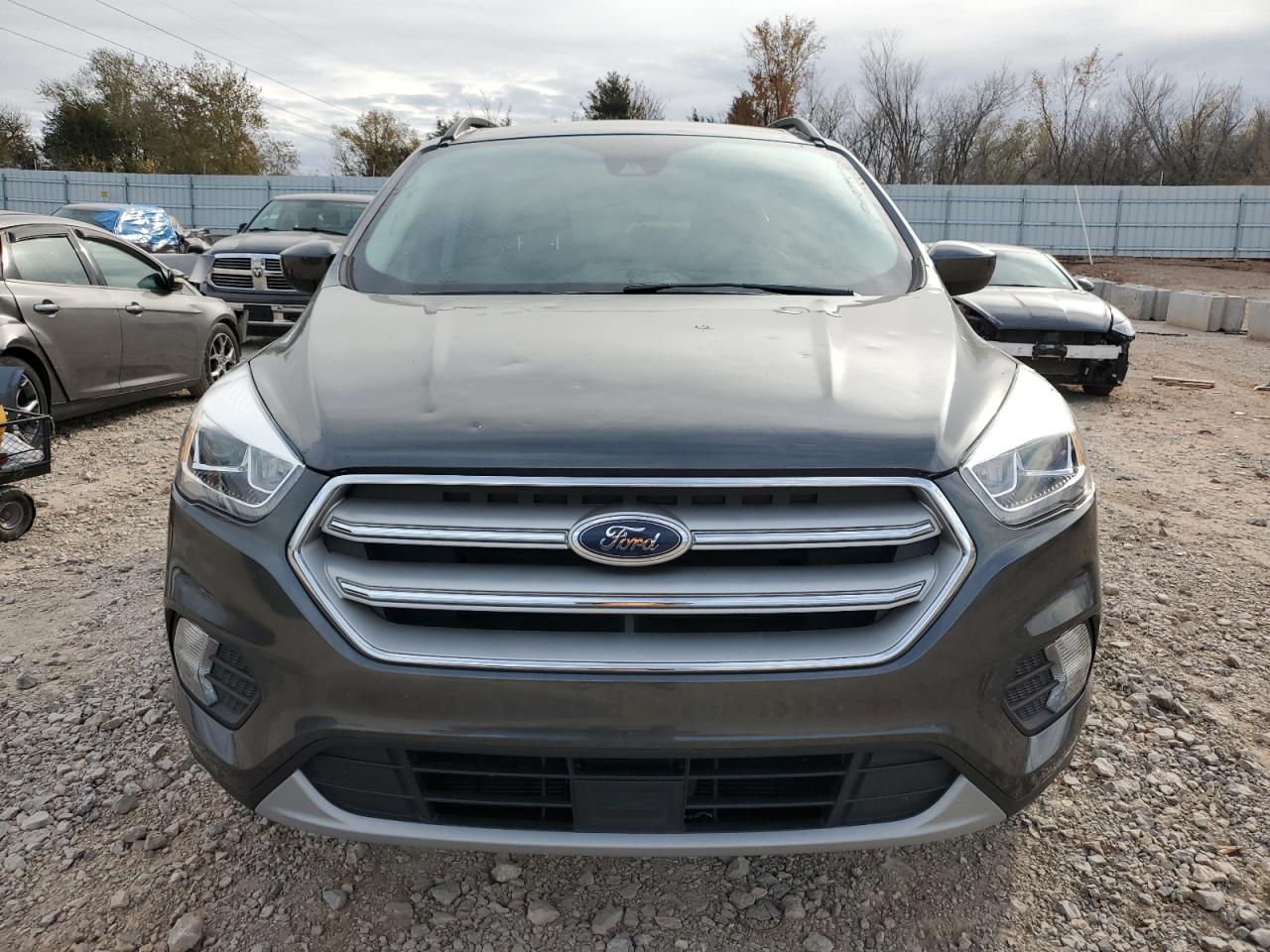 VIN 1FMCU0HDXKUA44605 2019 FORD ESCAPE no.5