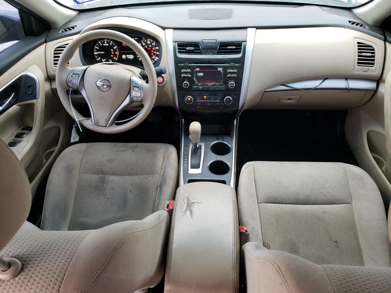 2015 Nissan Altima - Image 8