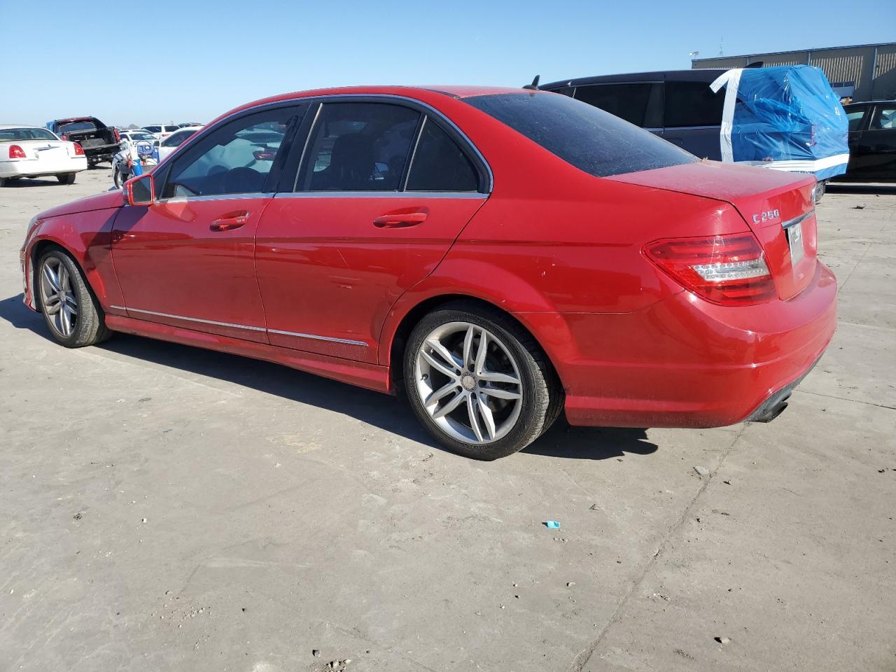 VIN WDDGF4HB7DR275947 2013 MERCEDES-BENZ C-CLASS no.2