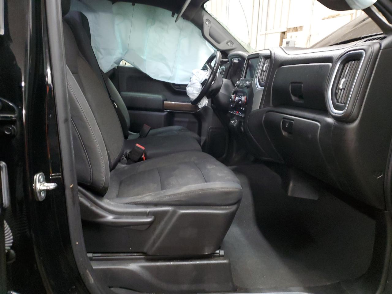 2019 Chevrolet Silverado - Image 7