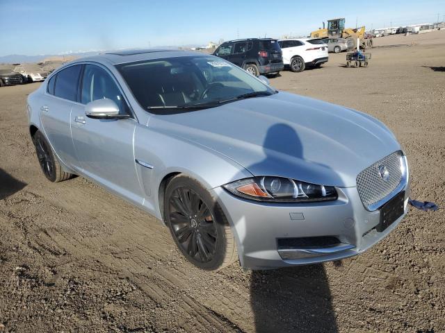 Седани JAGUAR XF 2012 Сріблястий