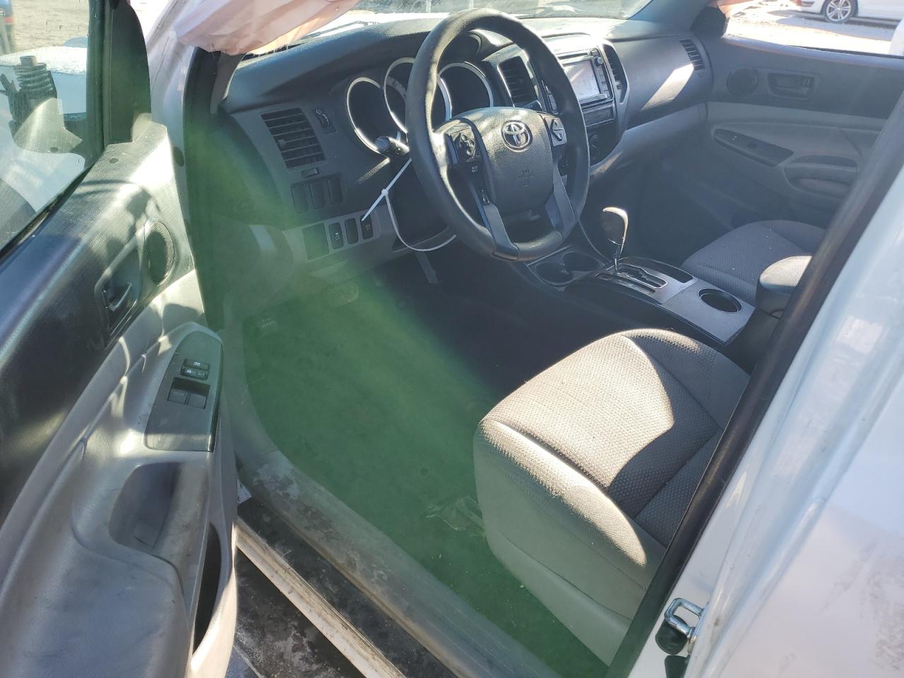 2015 Toyota Tacoma Access Cab VIN: 5TFUX4EN8FX035040 Lot: 84140904