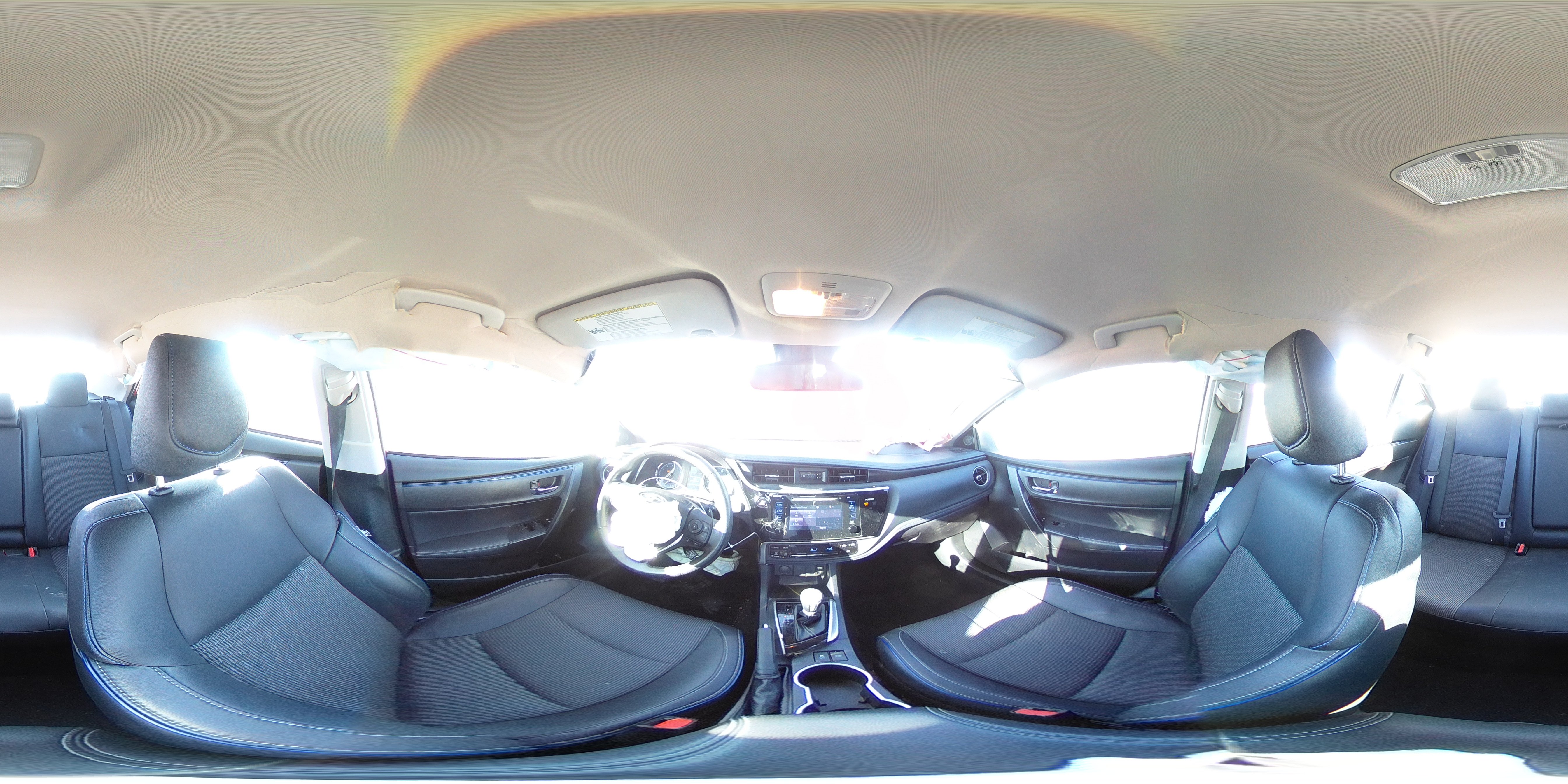 2017 Toyota Corolla - Image 13