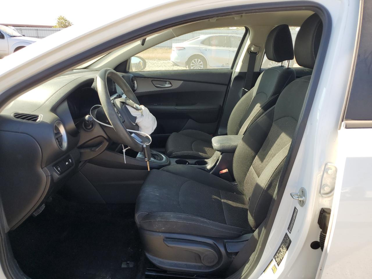 2019 Kia Forte - Image 7