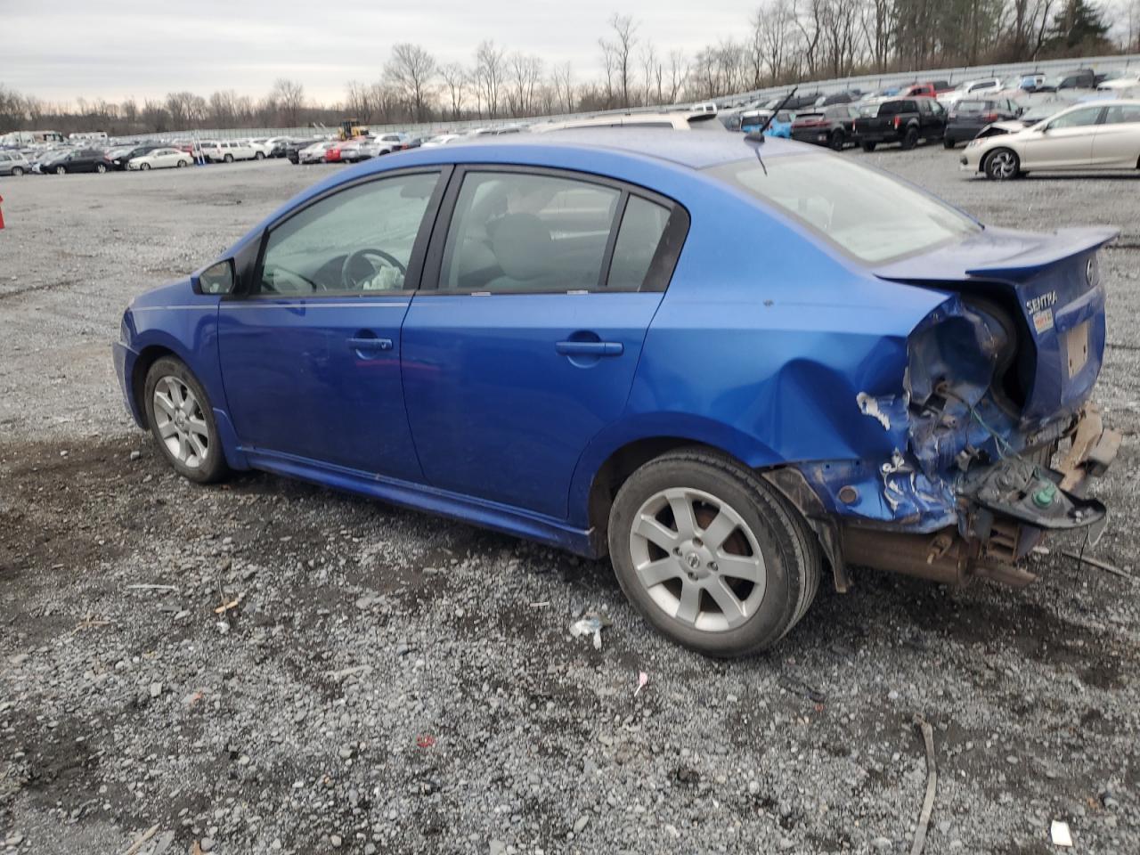 2011 Nissan Sentra - Image 2