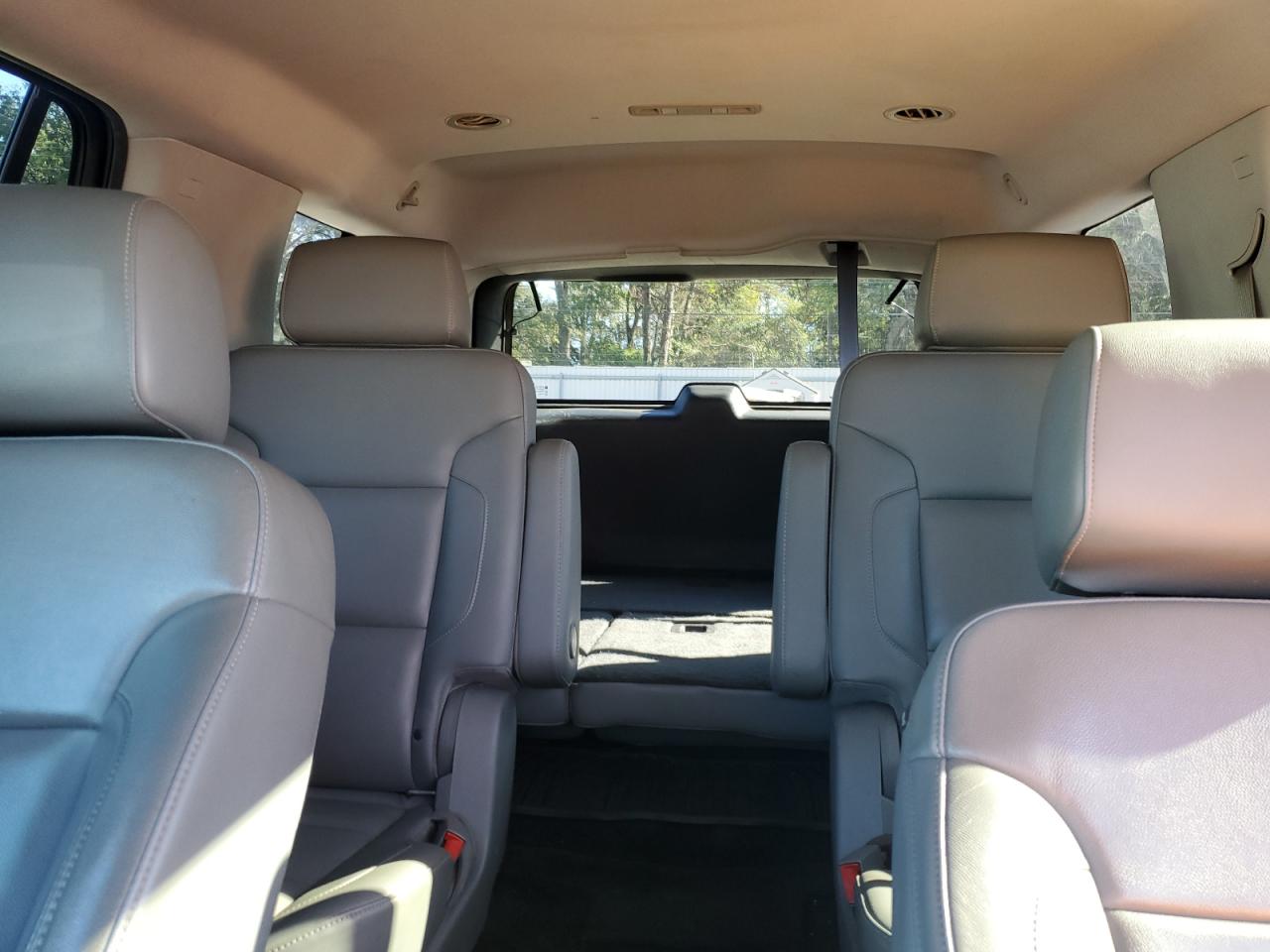 2015 Chevrolet Tahoe - Image 10