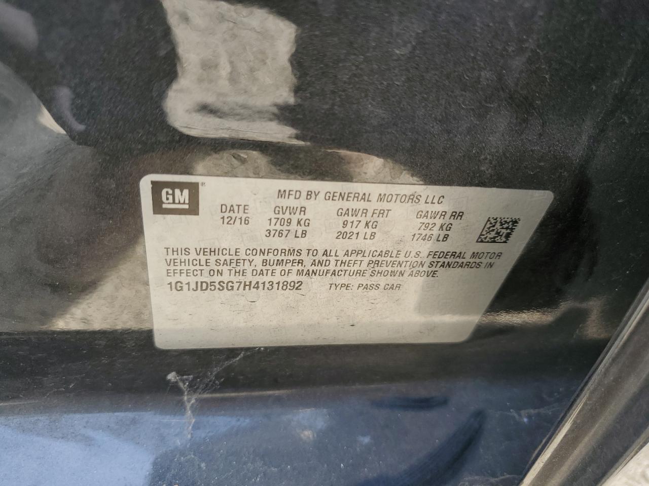 2017 Chevrolet Sonic - Image 12
