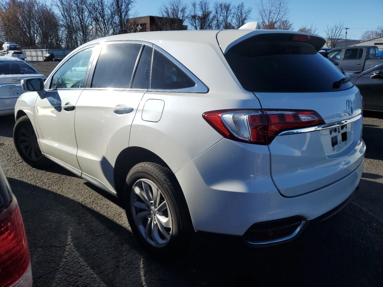 VIN 5J8TB4H50GL002212 2016 ACURA RDX no.2