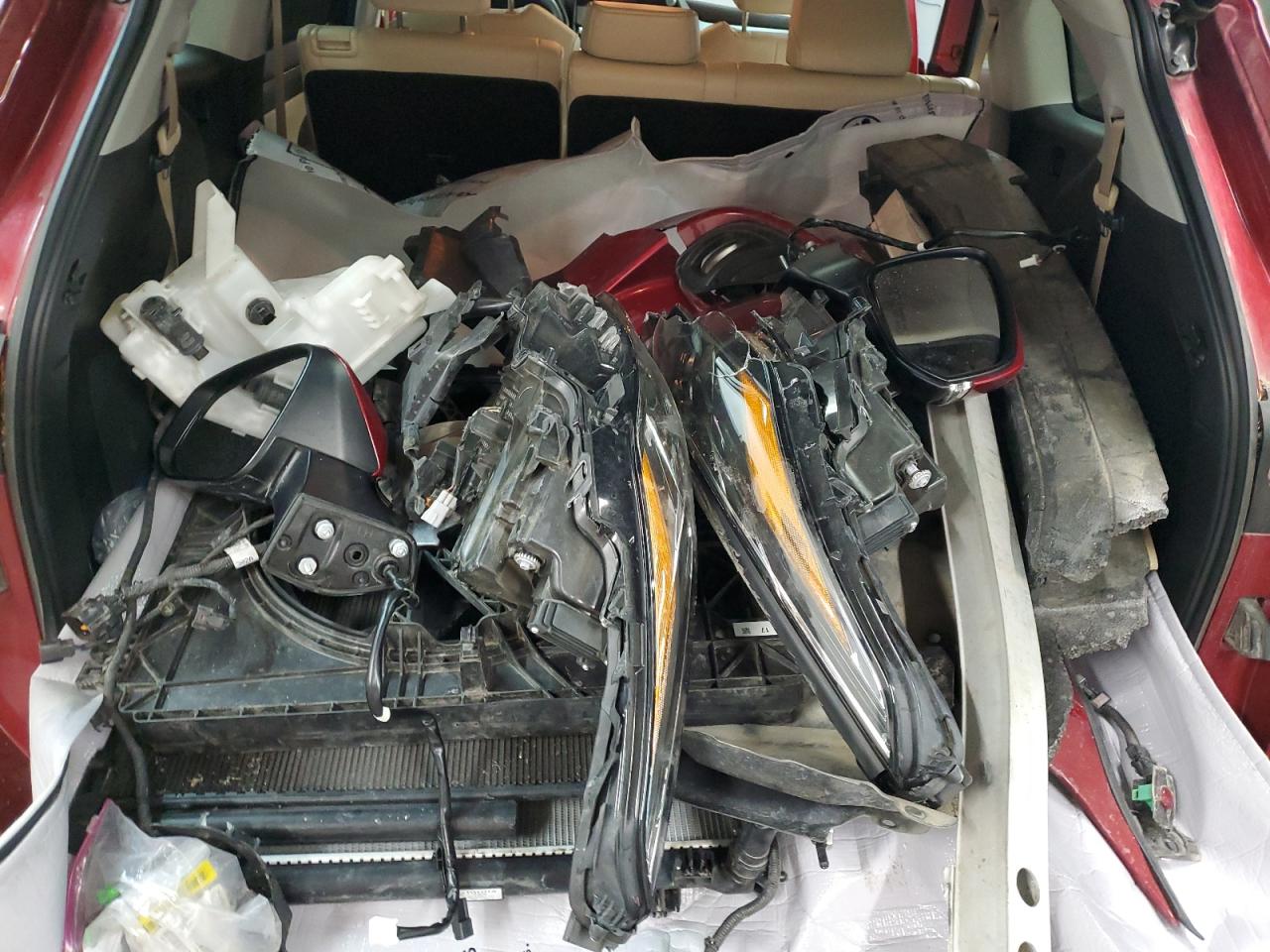 2020 Toyota Highlander - Image 13