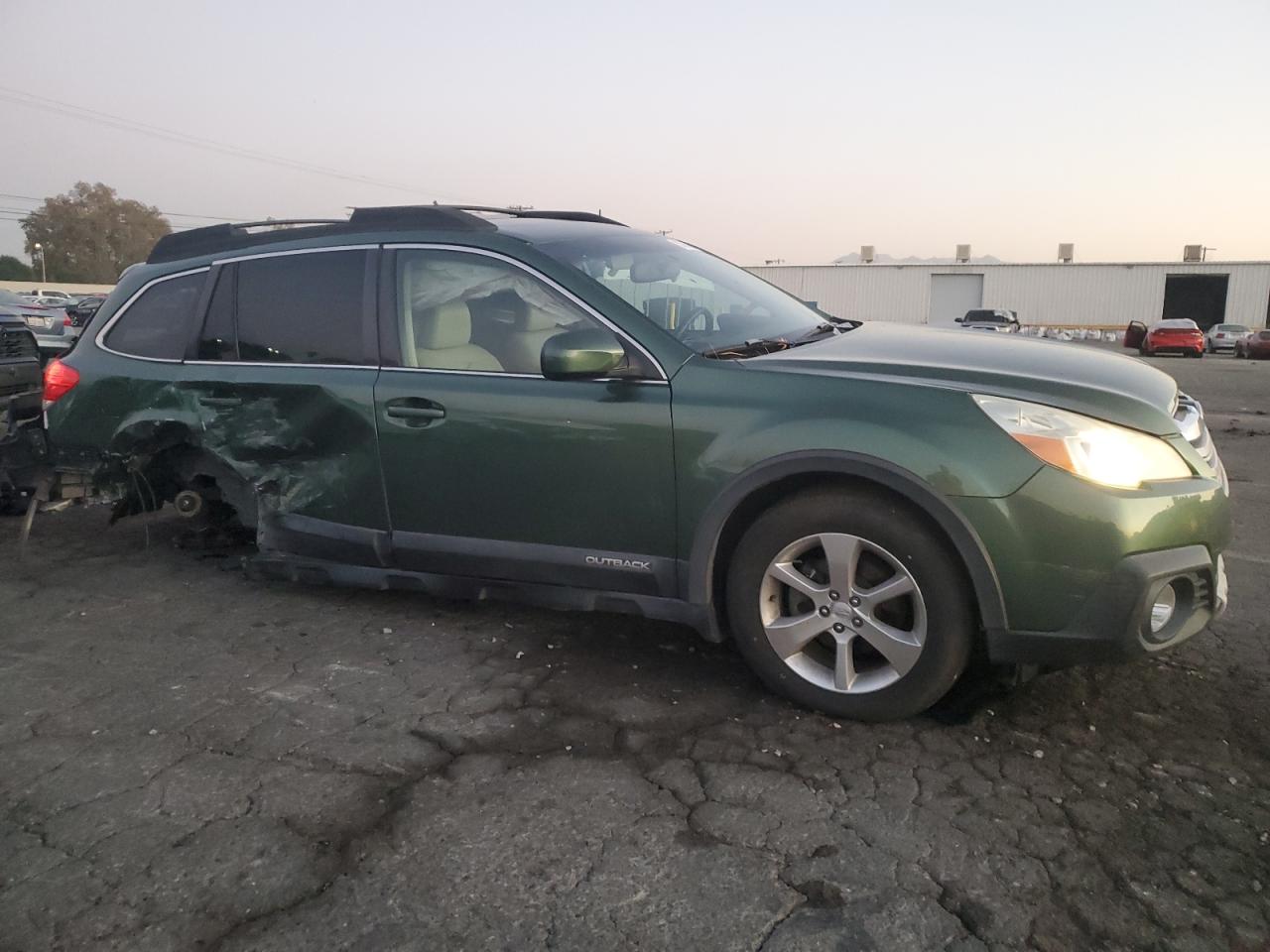 VIN 4S4BRBKC2D3224131 2013 SUBARU OUTBACK no.4