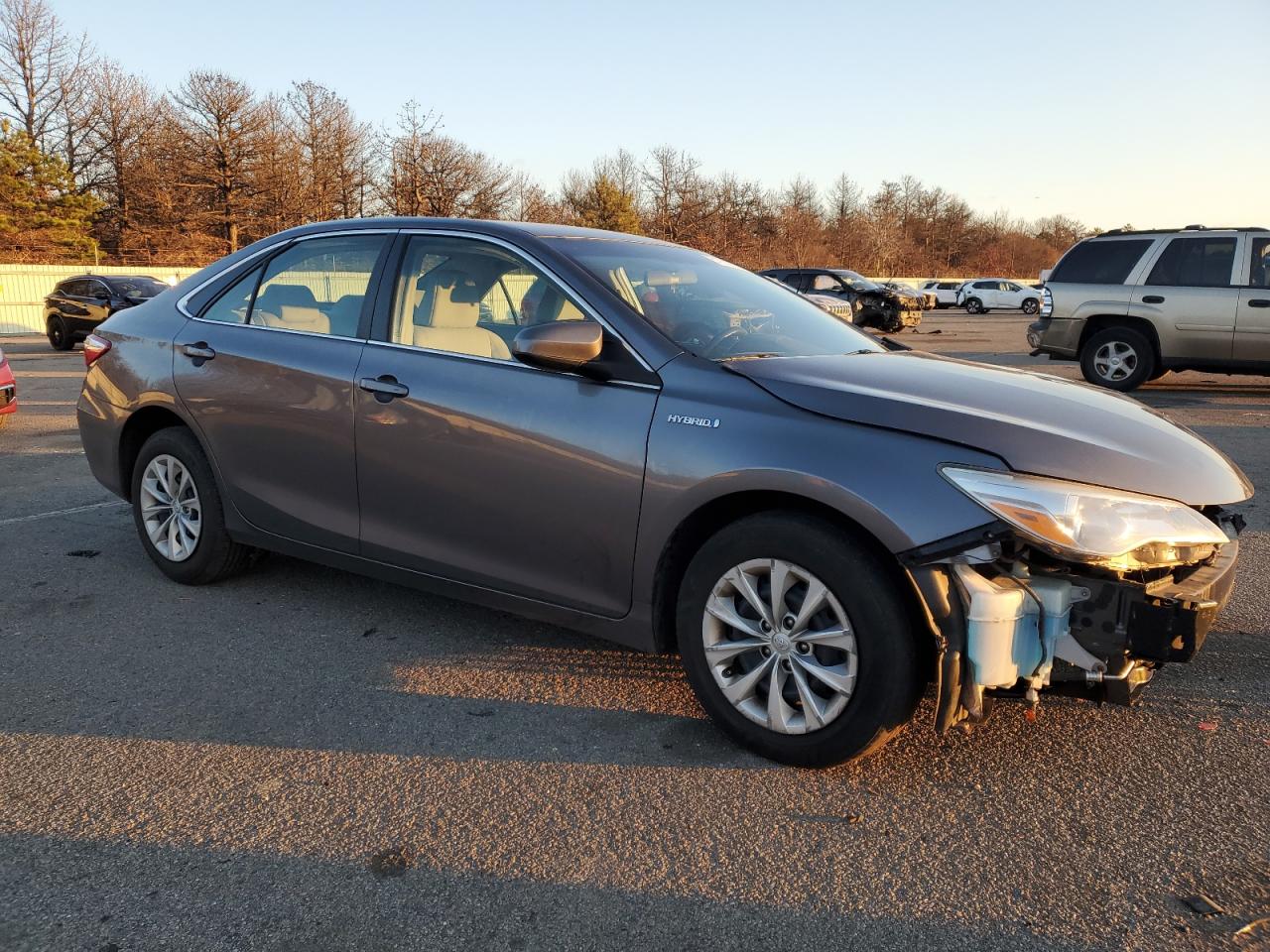 2016 Toyota Camry - Image 4