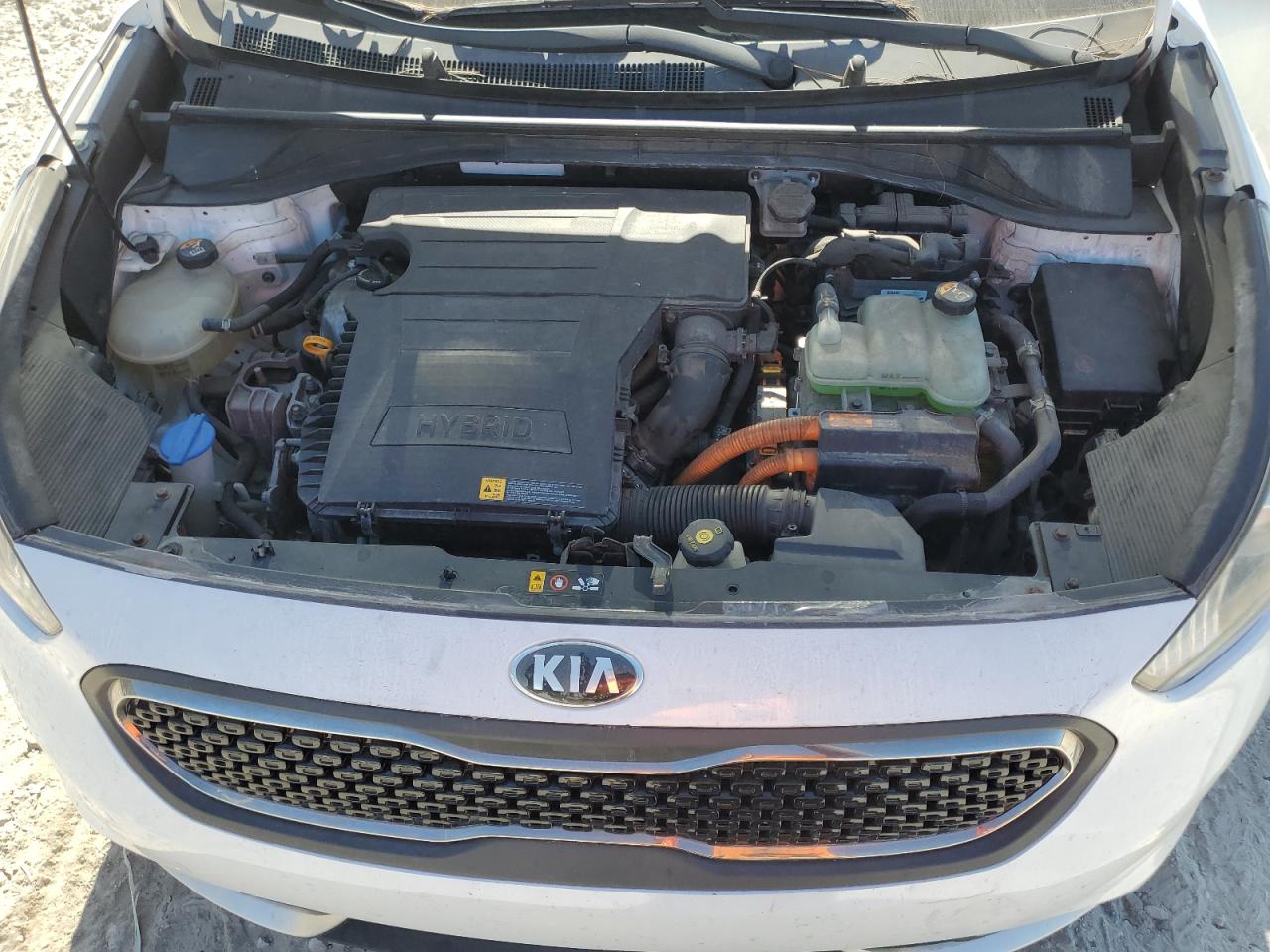 2017 Kia Niro - Image 12