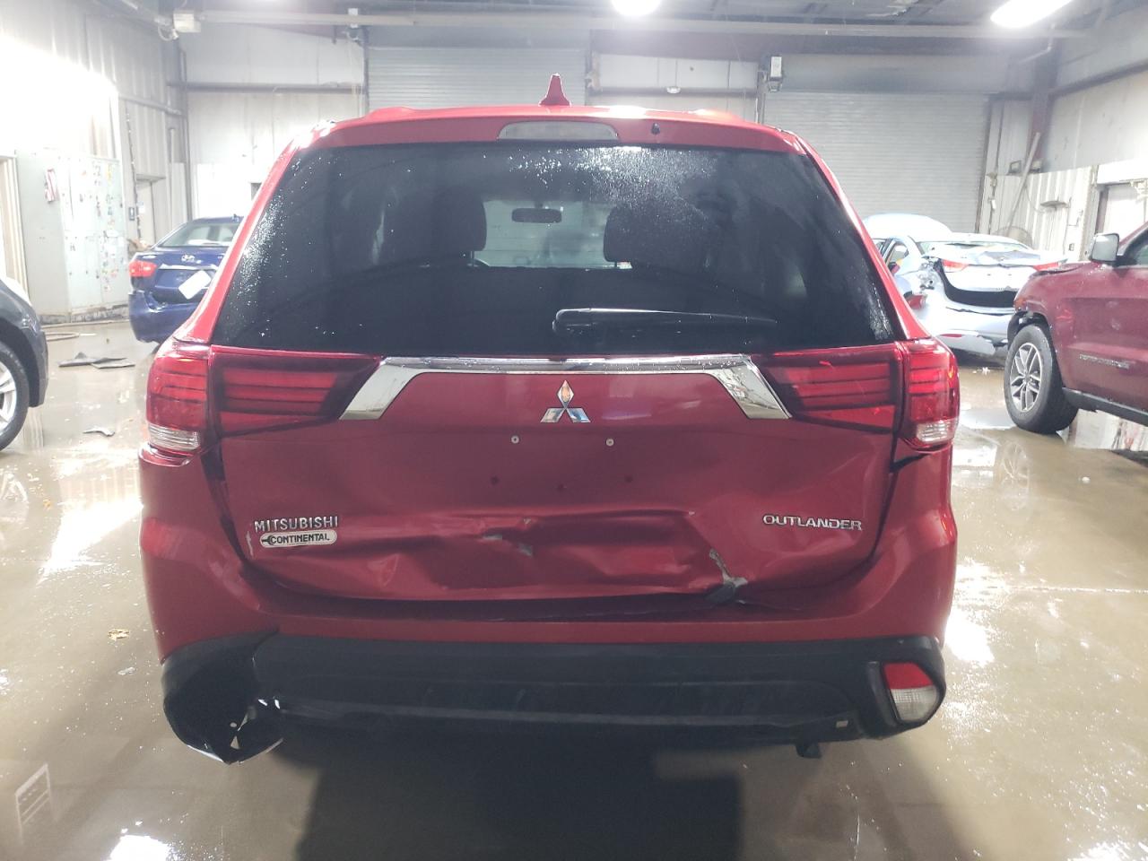 2017 Mitsubishi Outlander - Image 6