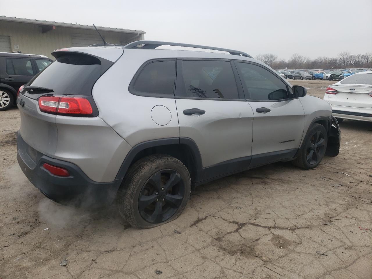 2016 Jeep Grand Cherokee - Image 3