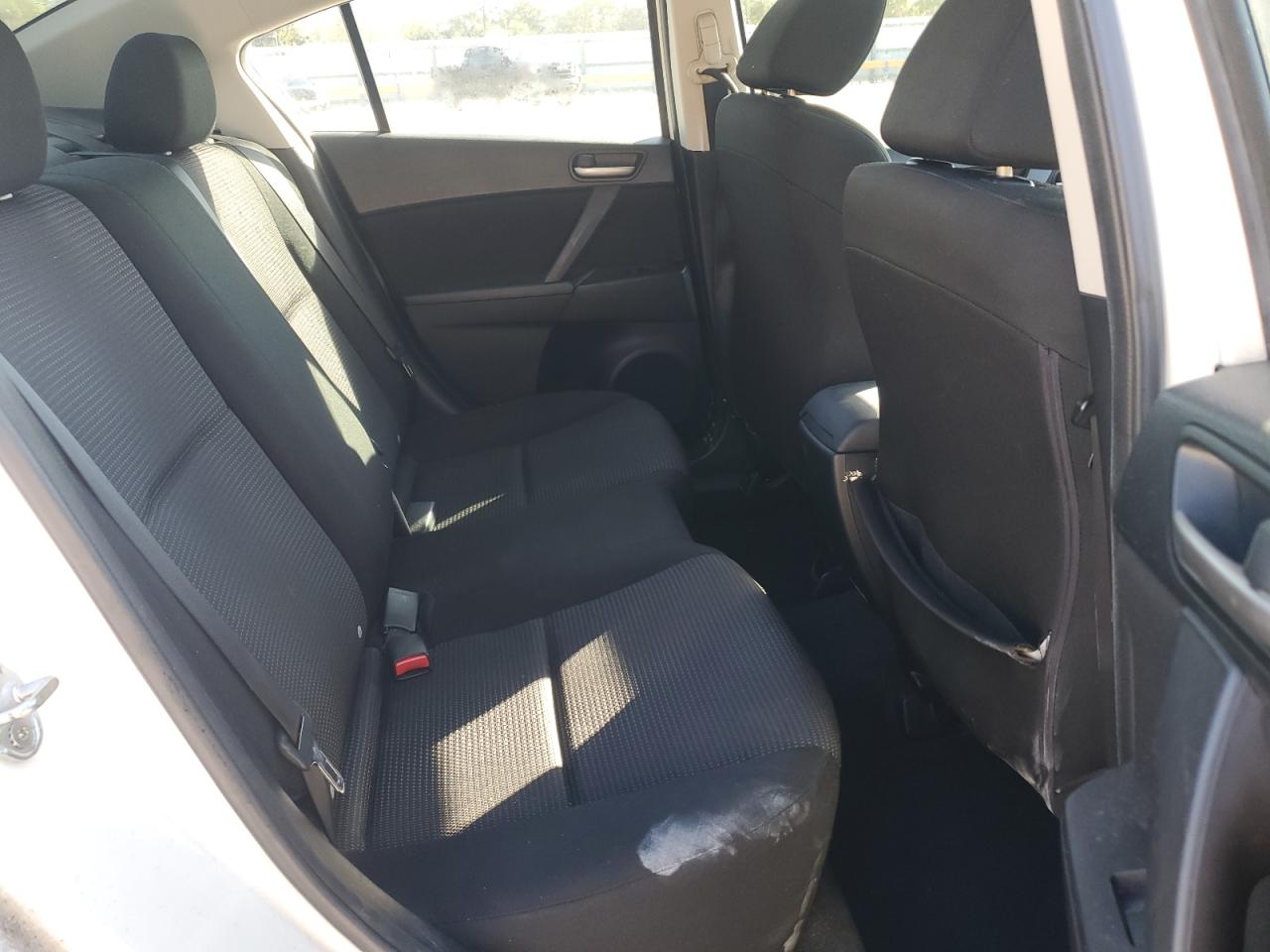 2012 Mazda 3 - Image 10