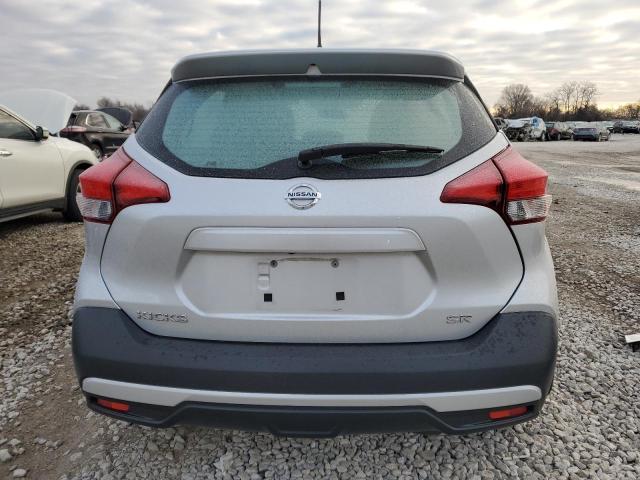  NISSAN KICKS 2018 Gray