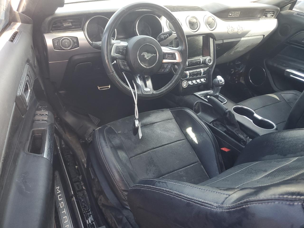 2020 Ford Mustang - Image 8