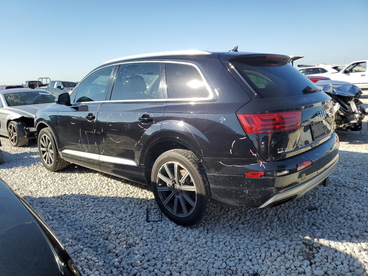 2019 Audi Q7 - Image 2