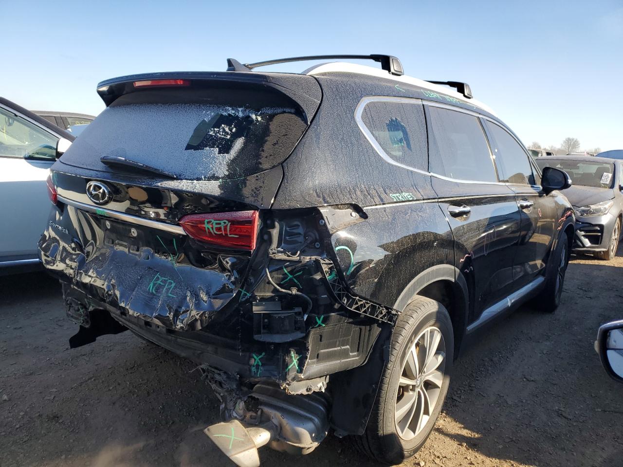2020 Hyundai Santa Fe - Image 3