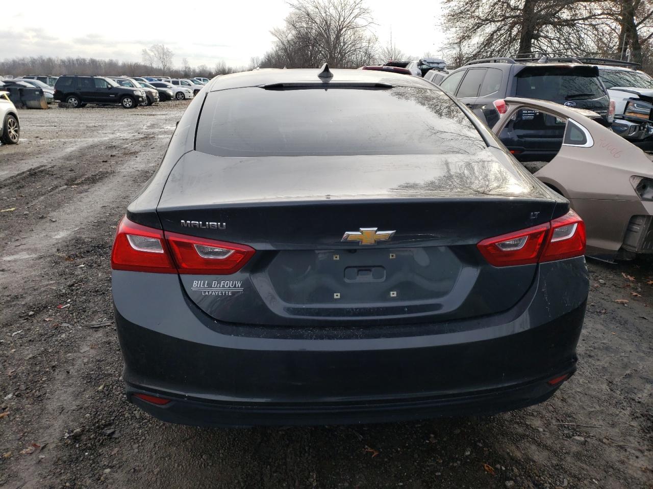 2018 Chevrolet Malibu - Image 6