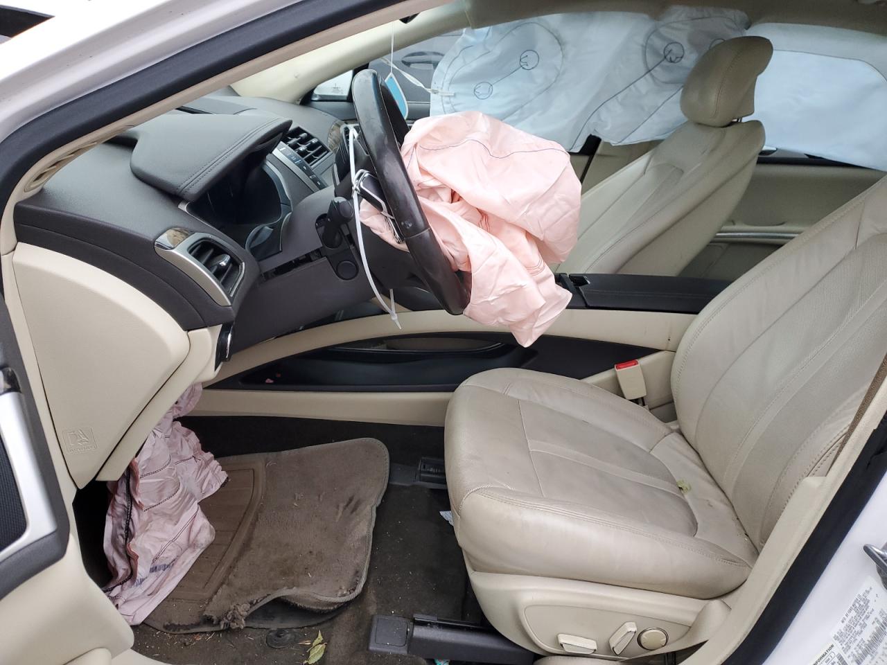 2015 Lincoln MKZ - Image 7