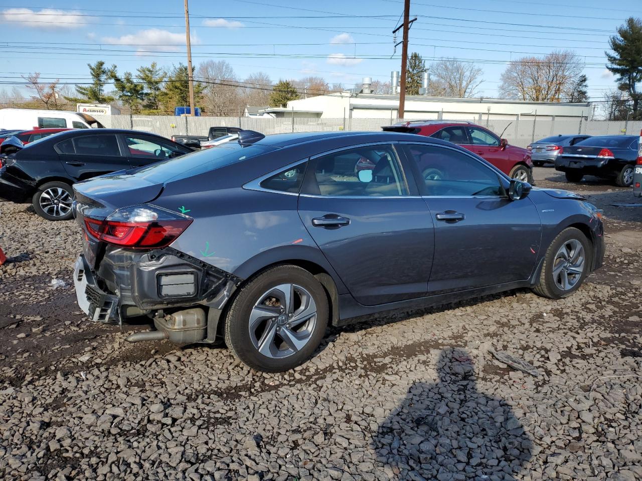 VIN 19XZE4F1XKE016636 2019 HONDA INSIGHT no.3