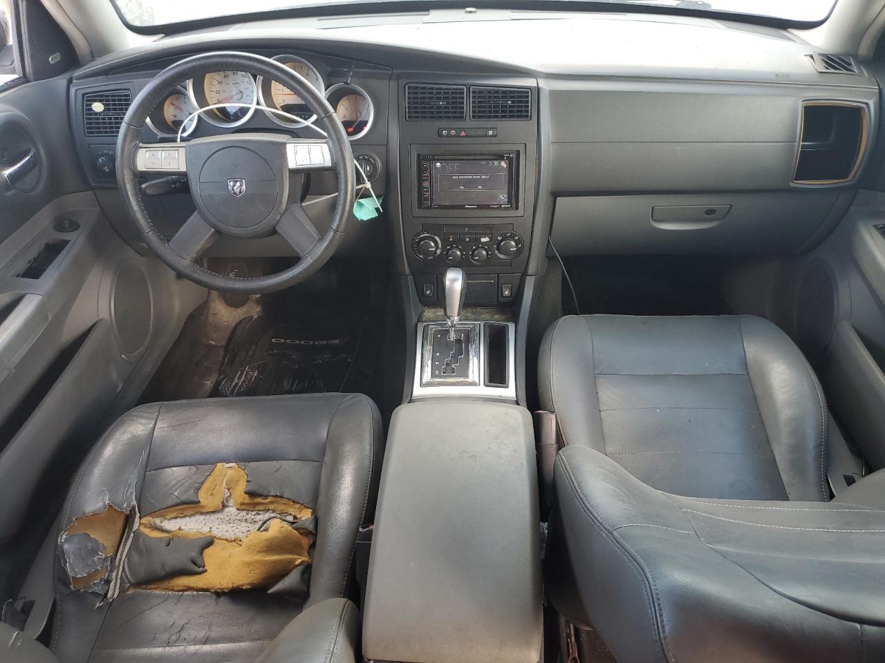 2005 Dodge Magnum R/T VIN: 2D4GV58205H669975 Lot: 85761094
