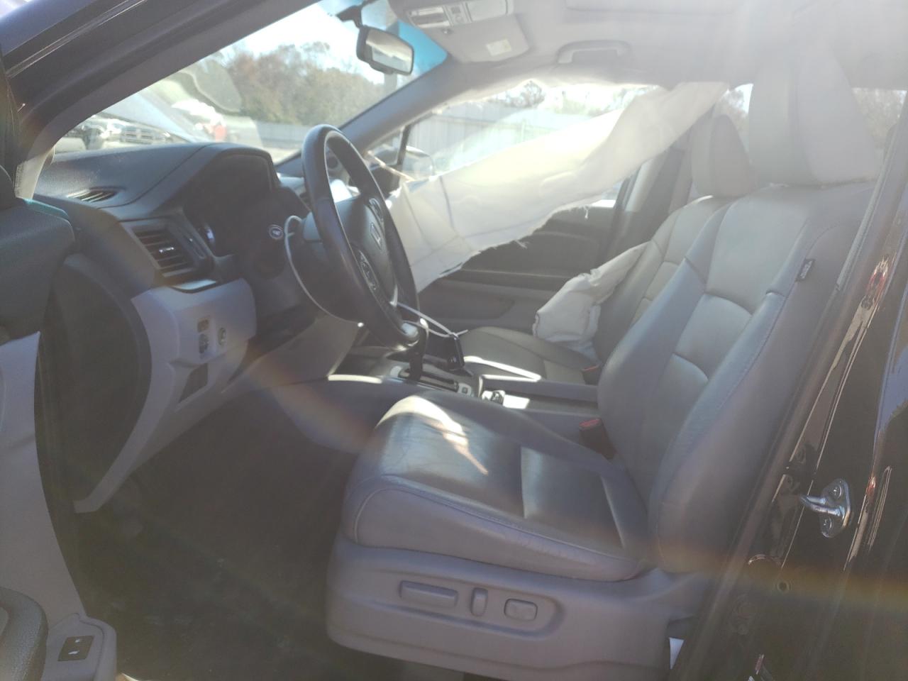 2017 Honda Pilot - Image 7