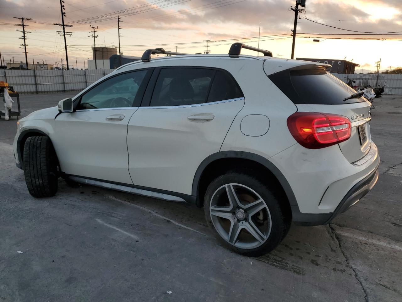 2016 Mercedes-Benz GLA-klasse - Image 2