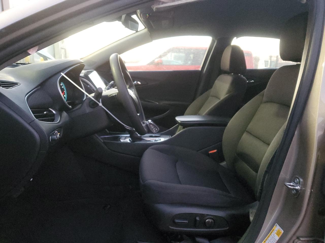 2022 Chevrolet Malibu - Image 7