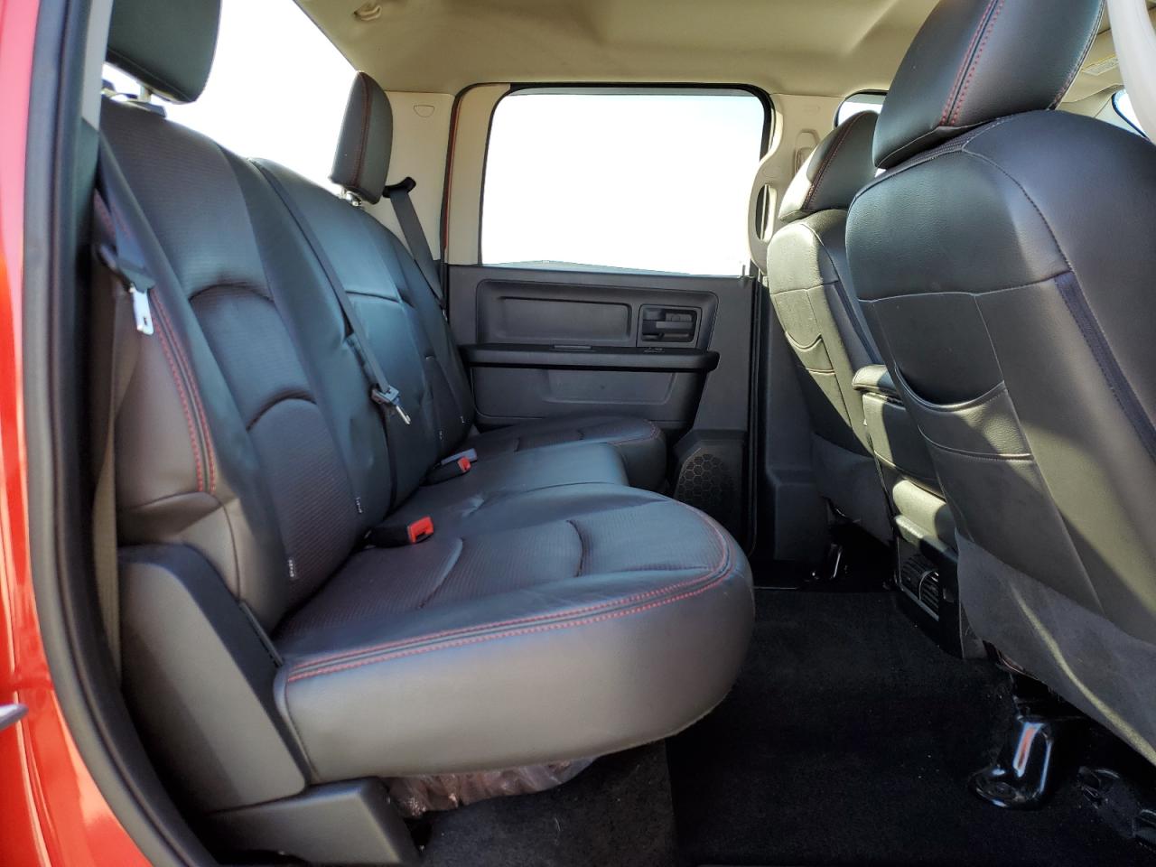 2013 RAM 1500 - Image 10